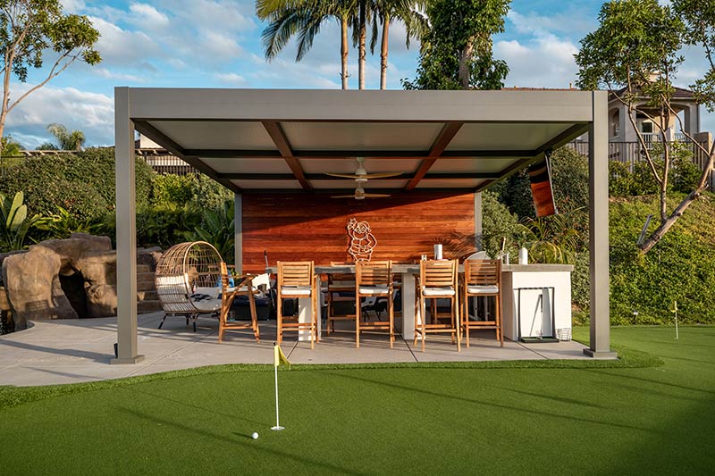 Optimize Your Outdoor Space with R-SHADE™ Upgrade your Houston backyard with R-SHADE™, the ultimate insulated outdoor living solution. Our premium patio covers offer complete protection from the elements, creating a comfortable and stylish outdoor space.