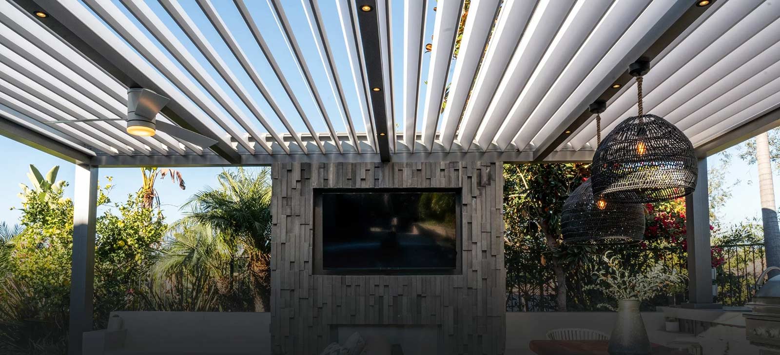 Premium Azenco Outdoor Pergolas HOUSTON, TX Upgrade your outdoor living space with a custom Azenco Outdoor pergola. Our local experts in Houston, Sugar Land, The Woodlands, and beyond will help you design and install the perfect shade solution for your backyard. Beat the Texas heat with a premium pergola that’s built to last.