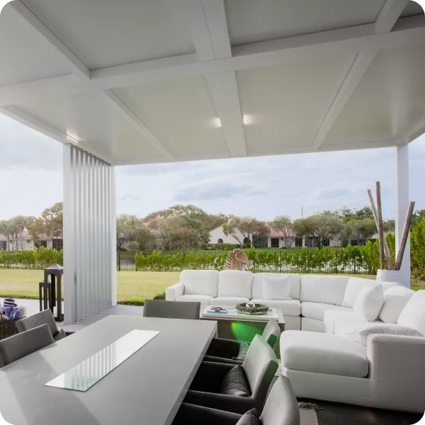 R-SHADE™ – Year-Round Comfort